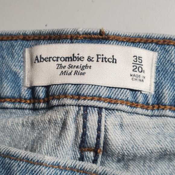 Abercrombie & Fitch The Straight Mid Rise Light Wash Jeans NWT Size 35/20R - Picture 3 of 16